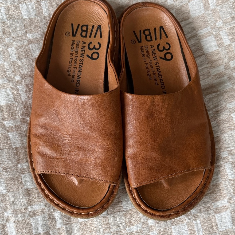 Women's Tan Leather Sandals 39